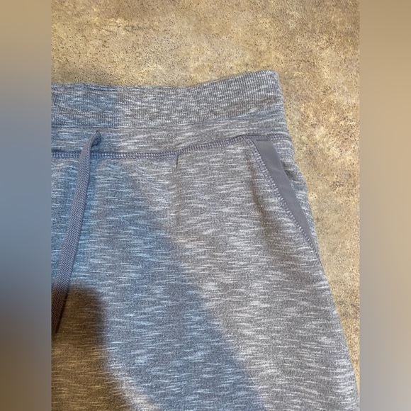 Womens Athleta skirt, size small - Picture 2 of 4